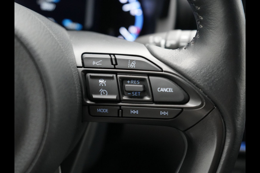 Toyota Yaris Cross 1.5 Hybrid Dynamic 116pk Dealer O.H | Navigatie | Camera | LED | Apple Carplay | Adaptive Cruise | Parkeersensoren | Stoelverwarming | DAB | Keyless |