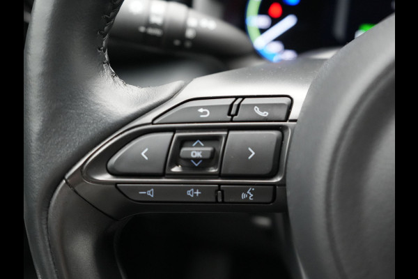 Toyota Yaris Cross 1.5 Hybrid Dynamic 116pk Dealer O.H | Navigatie | Camera | LED | Apple Carplay | Adaptive Cruise | Parkeersensoren | Stoelverwarming | DAB | Keyless |