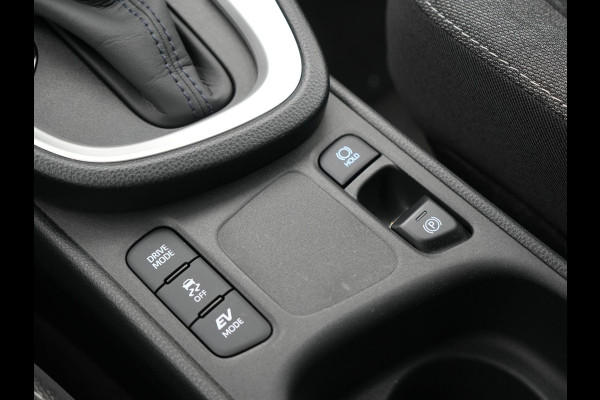 Toyota Yaris Cross 1.5 Hybrid Dynamic 116pk Dealer O.H | Navigatie | Camera | LED | Apple Carplay | Adaptive Cruise | Parkeersensoren | Stoelverwarming | DAB | Keyless |