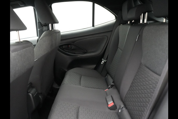 Toyota Yaris Cross 1.5 Hybrid Dynamic 116pk Dealer O.H | Navigatie | Camera | LED | Apple Carplay | Adaptive Cruise | Parkeersensoren | Stoelverwarming | DAB | Keyless |
