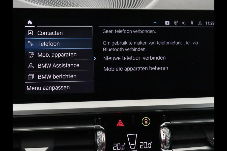 BMW 3-serie 330e Sport Line | Stoel & stuurverwarming | Adaptive cruise | Trekhaak | Sportstoelen | Carplay | Sfeerverlichting | Half leder | Navigatie | Full LED | PHEV
