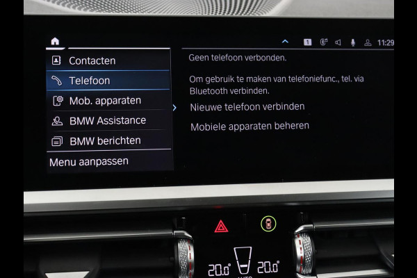 BMW 3-serie 330e Sport Line | Stoel & stuurverwarming | Adaptive cruise | Trekhaak | Sportstoelen | Carplay | Sfeerverlichting | Half leder | Navigatie | Full LED | PHEV