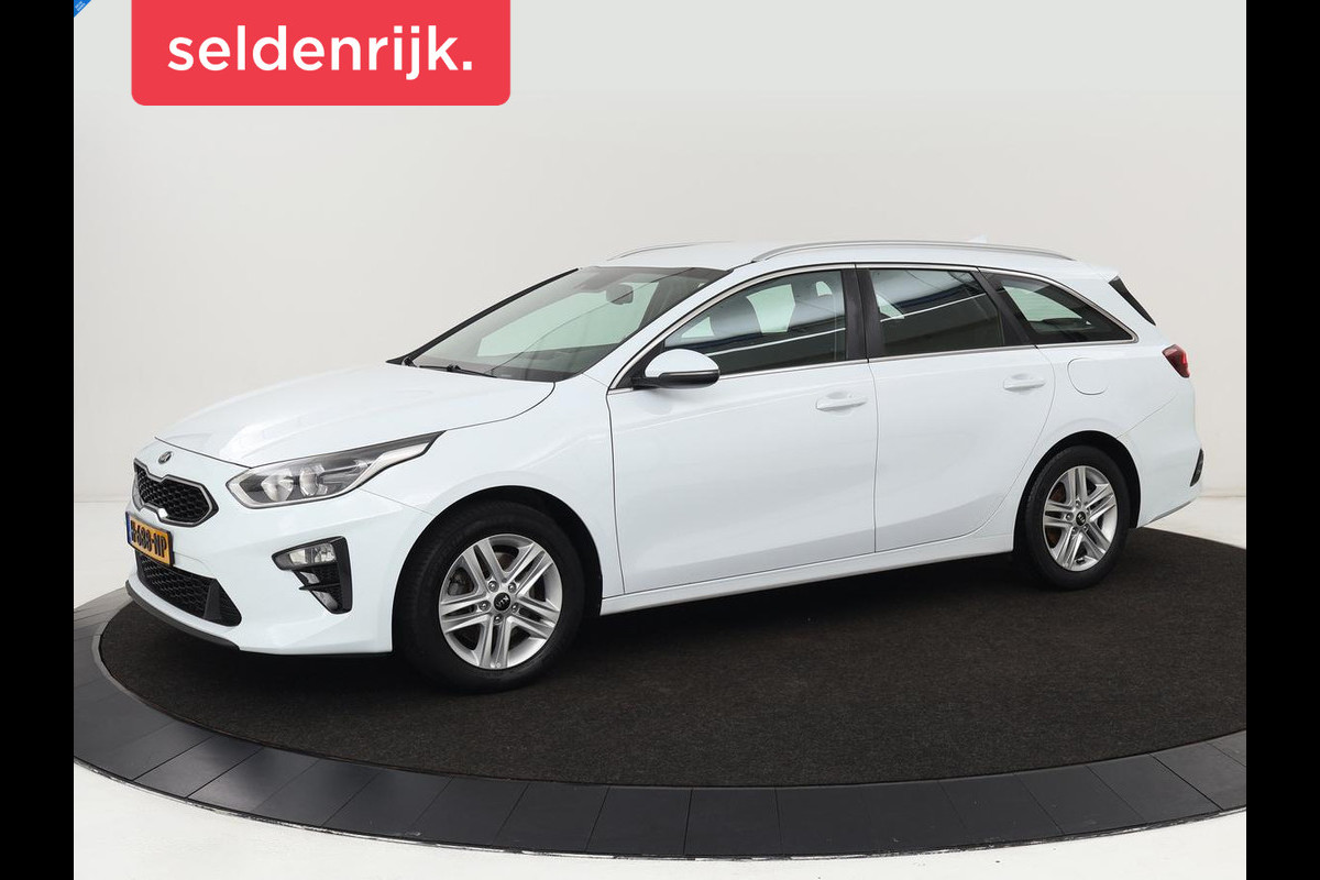 Kia Ceed 1.6 CRDi DynamicLine | Trekhaak | Camera | Carplay | Navigatie | Climate control | Parkeerhulp | Cruise control | Bluetooth Kia Ceed 1.6 CRDi DynamicLine | Trekhaak | Camera | Carplay | Navigatie | Climate control | Parkeerhulp | Cruise control | Bluetooth