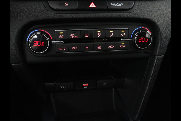 Kia Ceed 1.6 CRDi DynamicLine | Trekhaak | Camera | Carplay | Navigatie | Climate control | Parkeerhulp | Cruise control | Bluetooth
