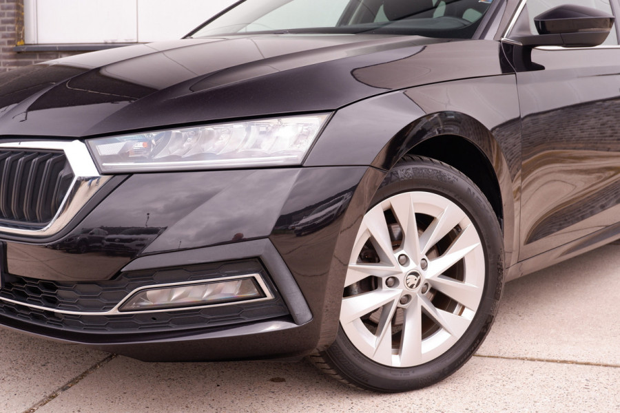 Škoda Octavia Combi 1.5 e-TSI Business Edition Plus Trekhaak | Virtual Cockpit | LED | Navi | Carplay