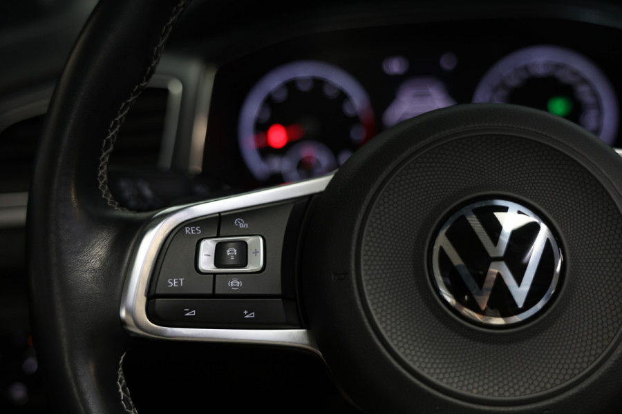 Volkswagen T-Roc Cabrio 1.5 TSI R-Line ACC PDC STOELVW '21