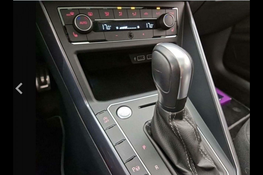 Volkswagen Polo 1.6 TDI 2x R-Line Pano Virtual DSG CarPlay NAP