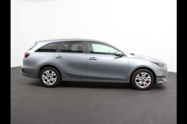 Kia Ceed Sportswagon 1.5 T-GDi 160pk Prestige Navigatie Apple Carplay/Android Auto Camera Stoel- en stuurverwarming Cruise Control Climate Control Start/Stop systeem Getinte ramen