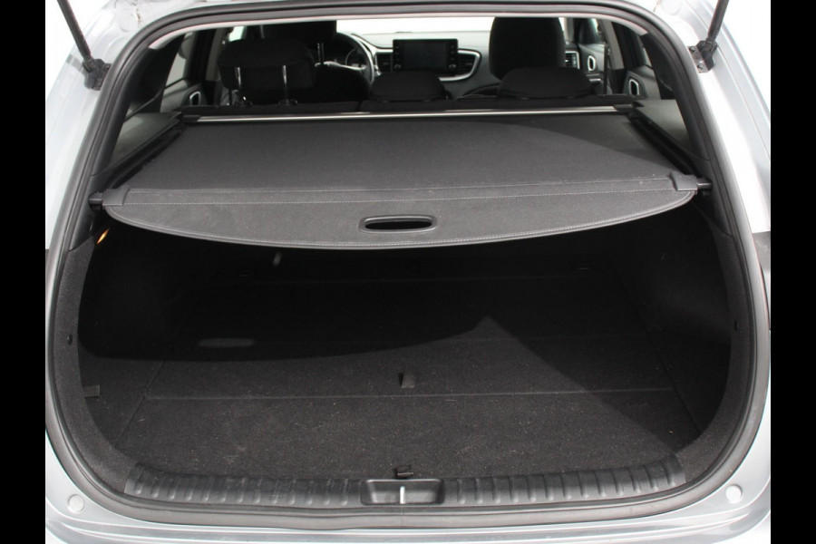 Kia Ceed Sportswagon 1.5 T-GDi 160pk Prestige Navigatie Apple Carplay/Android Auto Camera Stoel- en stuurverwarming Cruise Control Climate Control Start/Stop systeem Getinte ramen