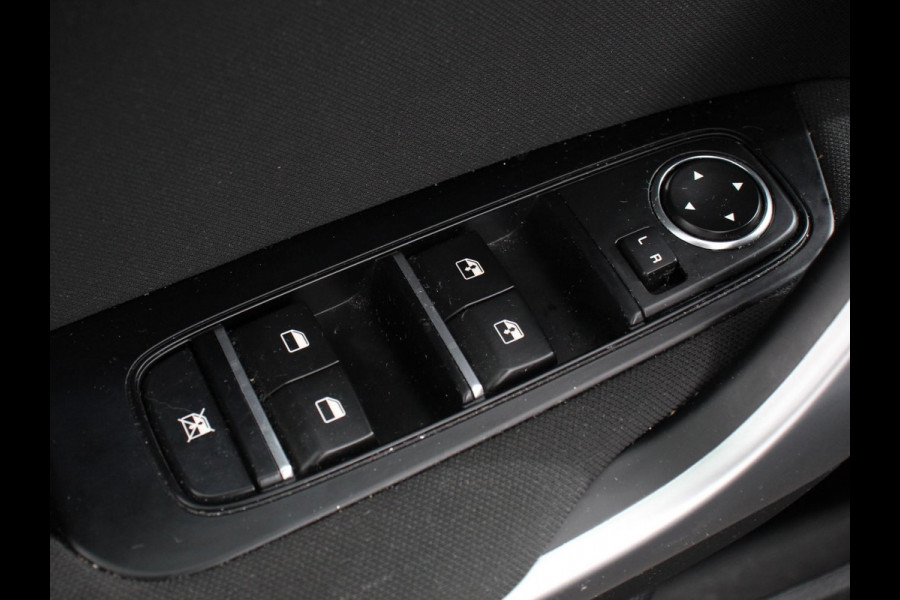 Kia Ceed Sportswagon 1.5 T-GDi 160pk Prestige Navigatie Apple Carplay/Android Auto Camera Stoel- en stuurverwarming Cruise Control Climate Control Start/Stop systeem Getinte ramen