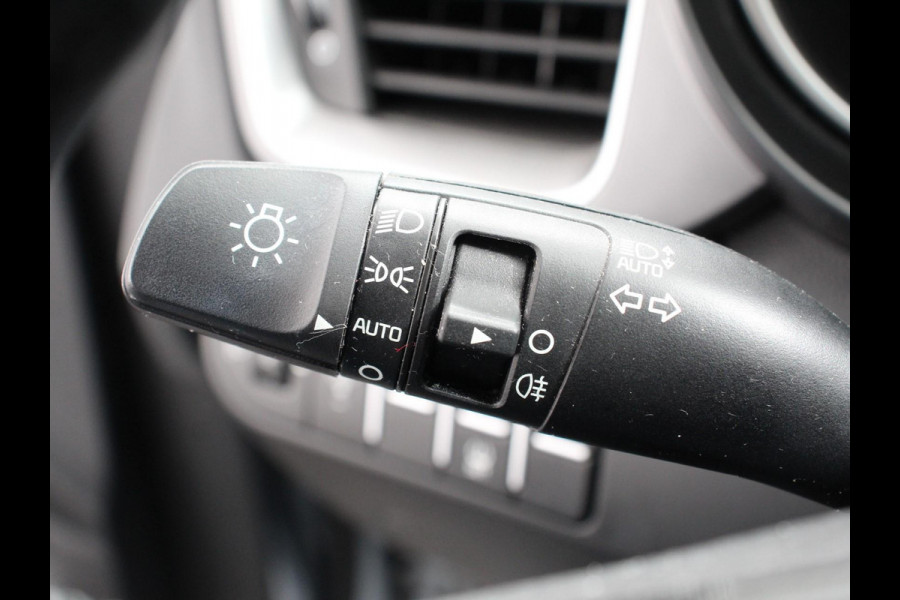 Kia Ceed Sportswagon 1.5 T-GDi 160pk Prestige Navigatie Apple Carplay/Android Auto Camera Stoel- en stuurverwarming Cruise Control Climate Control Start/Stop systeem Getinte ramen