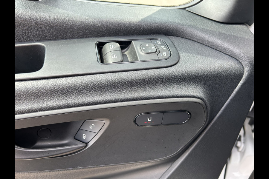 Mercedes-Benz Sprinter 317 CDI L2 H2 PRO / LED / MBUX 10.25 / Navigatie / Camera / Parkeersensoren / Cruise control / Airco / 270 Graden achterdeuren