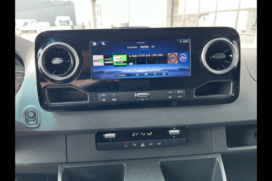 Mercedes-Benz Sprinter 317 CDI L2 H2 PRO / LED / MBUX 10.25 / Navigatie / Camera / Parkeersensoren / Cruise control / Airco / 270 Graden achterdeuren