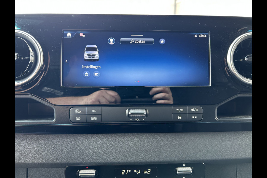Mercedes-Benz Sprinter 317 CDI L2 H2 PRO / LED / MBUX 10.25 / Navigatie / Camera / Parkeersensoren / Cruise control / Airco / 270 Graden achterdeuren
