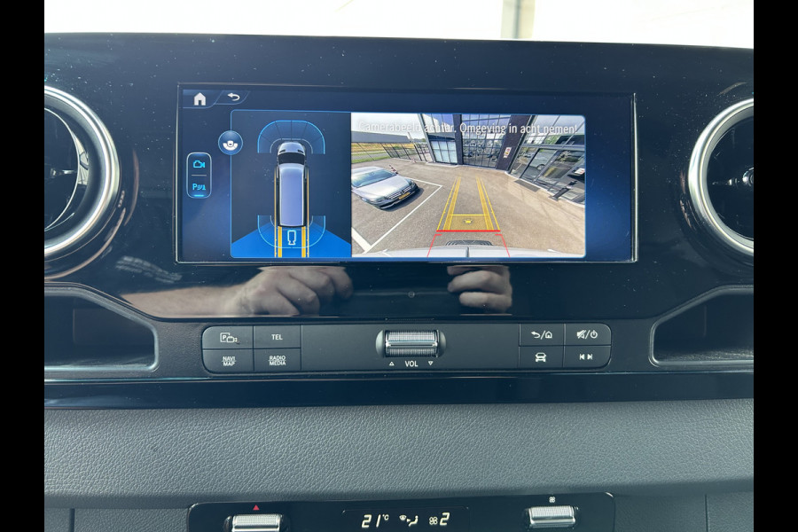 Mercedes-Benz Sprinter 317 CDI L2 H2 PRO / LED / MBUX 10.25 / Navigatie / Camera / Parkeersensoren / Cruise control / Airco / 270 Graden achterdeuren