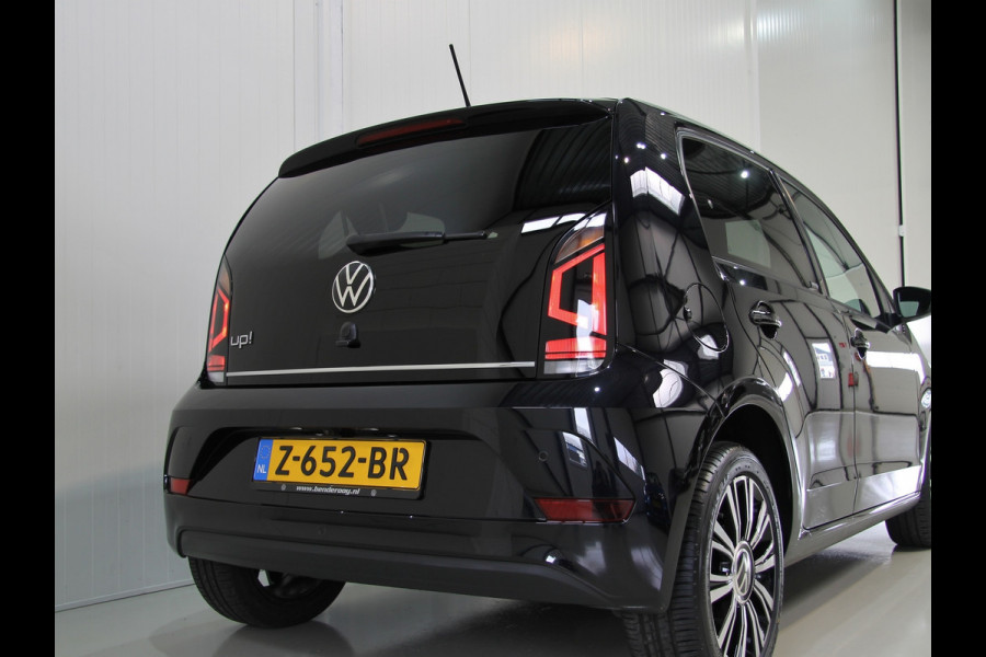 Volkswagen up! 1.0 65pk 5drs. United | Black Edition