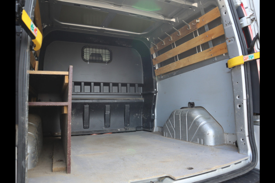 Ford Transit Custom 300 2.0 TDCI DUBBELE CABINE MARGE-BTW VRIJ