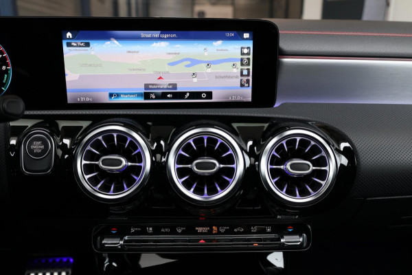 Mercedes-Benz CLA-Klasse 250 e AMG LED/SFEER/PANO/HALF LEER+ALCANTARA+S.VERWARMING+MEMORY/LMV/CAM/LINE/ACC/ECC/12 MDN GARANTIE!