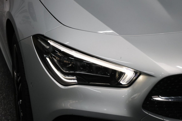 Mercedes-Benz CLA-Klasse 250 e AMG LED/SFEER/PANO/HALF LEER+ALCANTARA+S.VERWARMING+MEMORY/LMV/CAM/LINE/ACC/ECC/12 MDN GARANTIE!