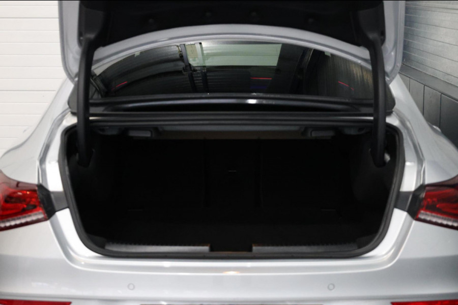 Mercedes-Benz CLA-Klasse 250 e AMG LED/SFEER/PANO/HALF LEER+ALCANTARA+S.VERWARMING+MEMORY/LMV/CAM/LINE/ACC/ECC/12 MDN GARANTIE!