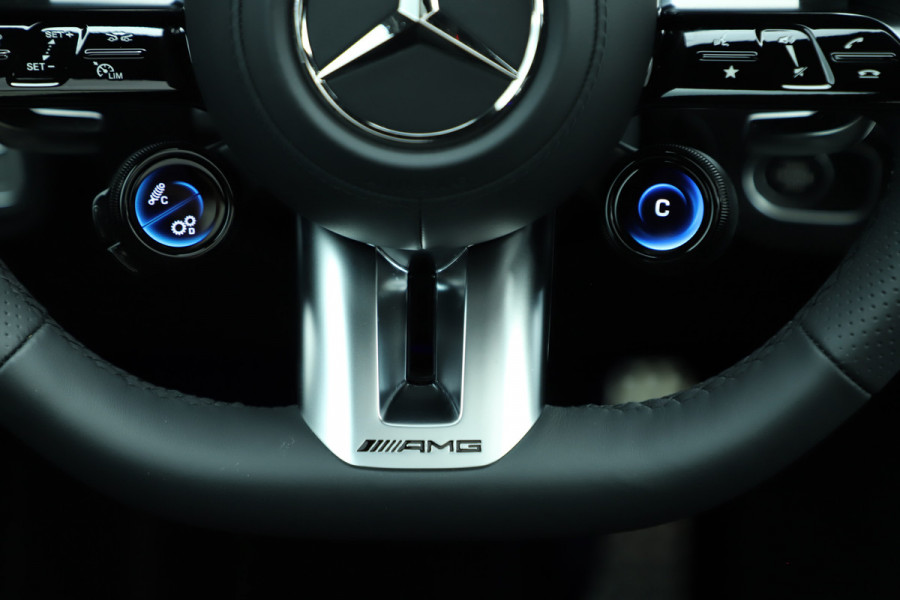 Mercedes-Benz GLE AMG 53 Hybrid 4MATIC+ | 544PK | Luchtvering | Head-up | Massage | Keyles-go | Pano | Multibeam | Sfeerverlichting | Burmester | Mercedes-Benz GLE AMG 53 Hybrid 4MATIC+ | 544PK | Luchtvering | Head-up | Massage | Keyles-go | Pano | Multibeam | Sfeerverlichting | Burmester |