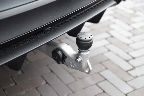 Mercedes-Benz GLE AMG 53 Hybrid 4MATIC+ | 544PK | Luchtvering | Head-up | Massage | Keyles-go | Pano | Multibeam | Sfeerverlichting | Burmester | Mercedes-Benz GLE AMG 53 Hybrid 4MATIC+ | 544PK | Luchtvering | Head-up | Massage | Keyles-go | Pano | Multibeam | Sfeerverlichting | Burmester |