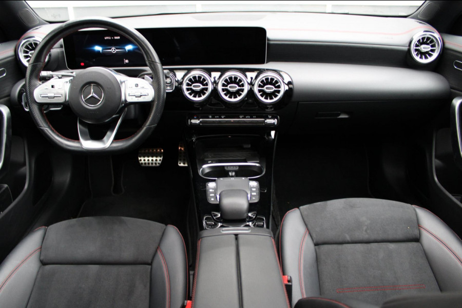 Mercedes-Benz CLA-Klasse Shooting Brake 200 Business Solution AMG