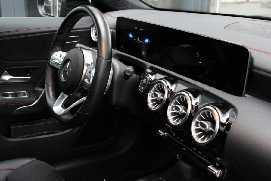 Mercedes-Benz CLA-Klasse Shooting Brake 200 Business Solution AMG