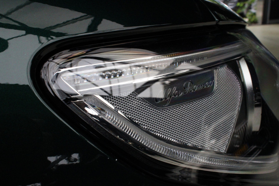 Alfa Romeo Stelvio 2.0 T AWD Leder Navi Camera ACC Android Elektr. achterklep Stuurverwarming PDC Stoelverwarming Xenon