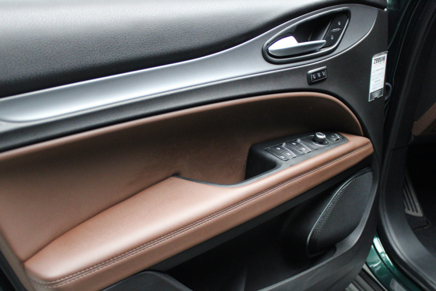 Alfa Romeo Stelvio 2.0 T AWD Leder Navi Camera ACC Android Elektr. achterklep Stuurverwarming PDC Stoelverwarming Xenon