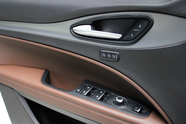 Alfa Romeo Stelvio 2.0 T AWD Leder Navi Camera ACC Android Elektr. achterklep Stuurverwarming PDC Stoelverwarming Xenon