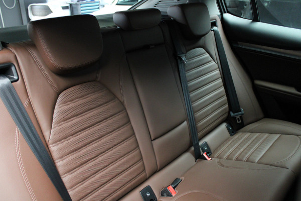 Alfa Romeo Stelvio 2.0 T AWD Leder Navi Camera ACC Android Elektr. achterklep Stuurverwarming PDC Stoelverwarming Xenon