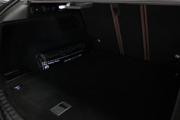Alfa Romeo Stelvio 2.0 T AWD Leder Navi Camera ACC Android Elektr. achterklep Stuurverwarming PDC Stoelverwarming Xenon
