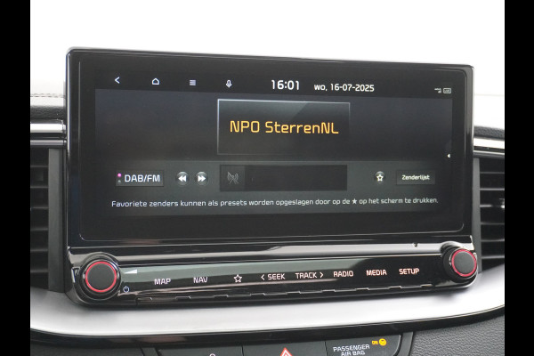 Kia ProCeed 1.4 T-GDI 141PK Autom. GT-Line Panoramadak Virtual Cockpit Trekhaak Navi Camera Ecc Apple Carplay Android Auto Adap.Cruise Stoel Keyless DAB Lmv 17" Led Dodehoekdetector Rijstrooksensor met correctie Elek.Achterklep Verkeersbord detectie Uitparkeer waarschuwing Zeer compleet! Origineel Nederlandse Auto €35.000,- nieuw