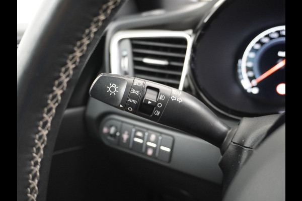 Kia ProCeed 1.4 T-GDI 141PK Autom. GT-Line Panoramadak Virtual Cockpit Trekhaak Navi Camera Ecc Apple Carplay Android Auto Adap.Cruise Stoel Keyless DAB Lmv 17" Led Dodehoekdetector Rijstrooksensor met correctie Elek.Achterklep Verkeersbord detectie Uitparkeer waarschuwing Zeer compleet! Origineel Nederlandse Auto €35.000,- nieuw