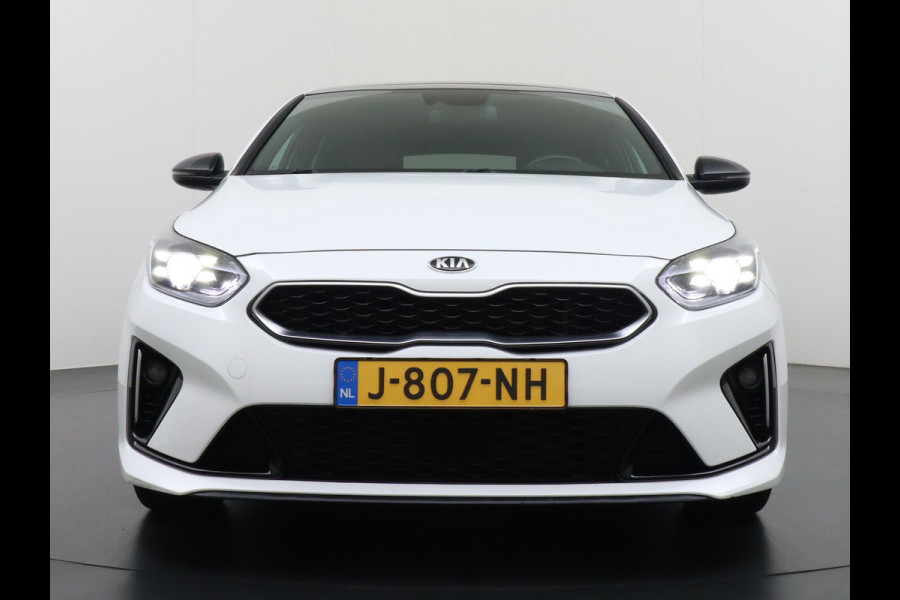 Kia ProCeed 1.4 T-GDI 141PK Autom. GT-Line Panoramadak Virtual Cockpit Trekhaak Navi Camera Ecc Apple Carplay Android Auto Adap.Cruise Stoel Keyless DAB Lmv 17" Led Dodehoekdetector Rijstrooksensor met correctie Elek.Achterklep Verkeersbord detectie Uitparkeer waarschuwing Zeer compleet! Origineel Nederlandse Auto €35.000,- nieuw