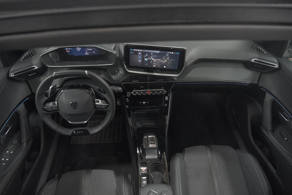 Peugeot 2008 Hybrid 136 e-DSC6 GT | 360 Camera | Adaptieve Cruise Control | Dodehoekdetectie | Navigatie