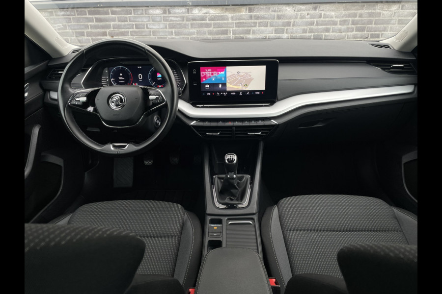 Škoda Octavia Combi 1.0 TSI Business Edition Plus Elek. Trekhaak | Virtual Cockpit | LED | Navi | Carplay
