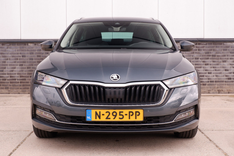Škoda Octavia Combi 1.0 TSI Business Edition Plus Elek. Trekhaak | Virtual Cockpit | LED | Navi | Carplay