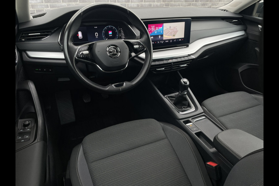 Škoda Octavia Combi 1.0 TSI Business Edition Plus Elek. Trekhaak | Virtual Cockpit | LED | Navi | Carplay