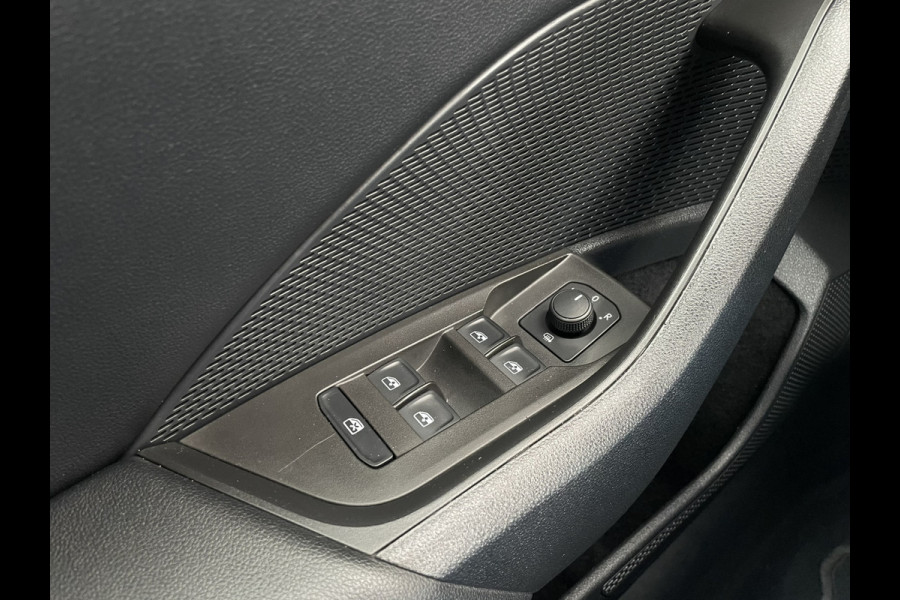 Škoda Octavia Combi 1.0 TSI Business Edition Plus Elek. Trekhaak | Virtual Cockpit | LED | Navi | Carplay