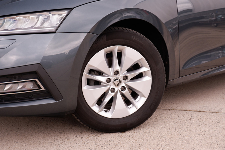 Škoda Octavia Combi 1.0 TSI Business Edition Plus Elek. Trekhaak | Virtual Cockpit | LED | Navi | Carplay