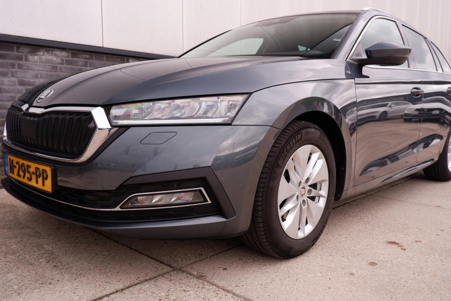 Škoda Octavia Combi 1.0 TSI Business Edition Plus Elek. Trekhaak | Virtual Cockpit | LED | Navi | Carplay