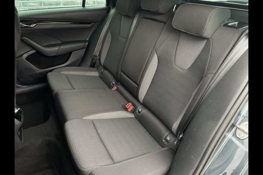 Škoda Octavia Combi 1.0 TSI Business Edition Plus Elek. Trekhaak | Virtual Cockpit | LED | Navi | Carplay