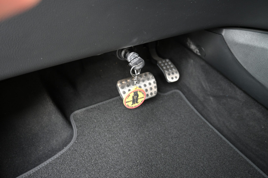 Mercedes-Benz V-Klasse 300d Extra Lang DC Avantgarde Edition AMG met Night pakket, Distronic, Alarm kl. 3