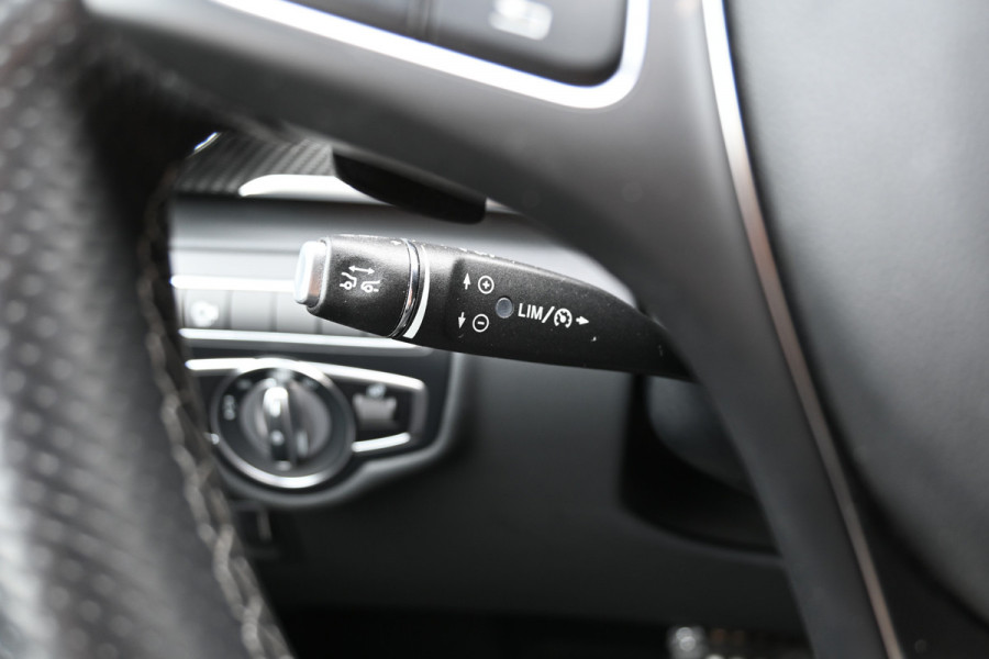 Mercedes-Benz V-Klasse 300d Extra Lang DC Avantgarde Edition AMG met Night pakket, Distronic, Alarm kl. 3