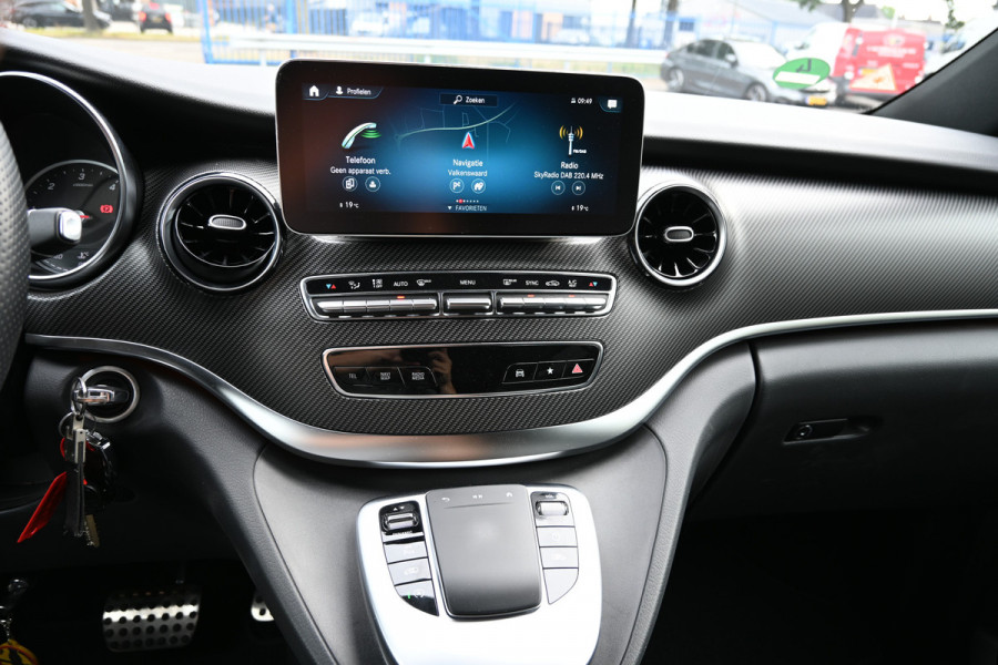 Mercedes-Benz V-Klasse 300d Extra Lang DC Avantgarde Edition AMG met Night pakket, Distronic, Alarm kl. 3