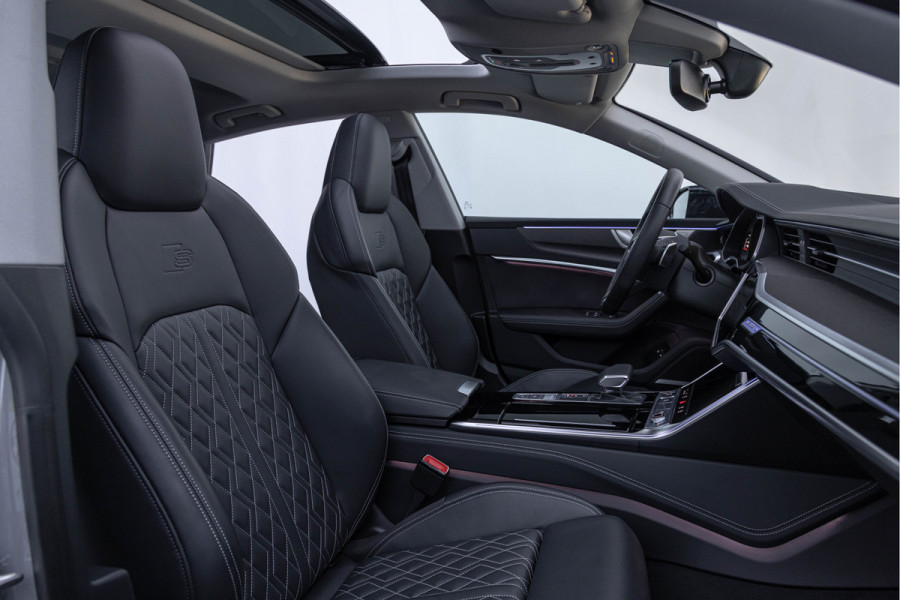 Audi A7 Sportback 55 TFSi-e 367pk Quattro Pano S-stoelen HuD B&O Trekhaak 21''
