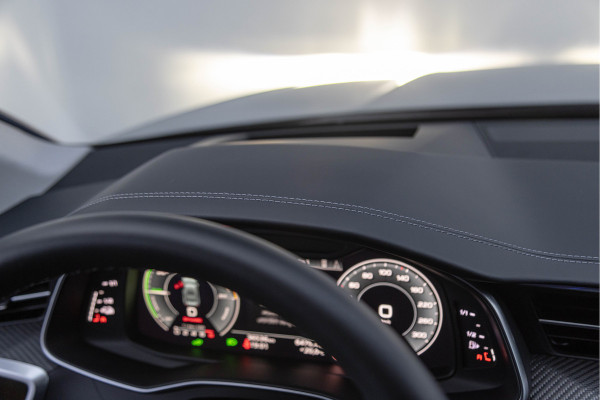 Audi A7 Sportback 55 TFSi-e 367pk Quattro Pano S-stoelen HuD B&O Trekhaak 21''