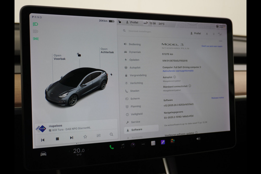 Tesla Model 3 RWD SR+ 60kWh 325PK Lmv 19" AutoPilot Leder PanoDak Adaptive-Cruise Lmv Camera's Elektr.-Stuur+Stoelen+Spiegels+Geheugen+Easy-En Navi LED Comfortstoelen ACC DAB Keyless en Voorverwarmen interieur via App One-Pedal-Drive Origineel Nederlandse auto 1e Eigenaar Garantie Accu/Motor tot 12-12-2027 max 160.000km 1.584kg licht!